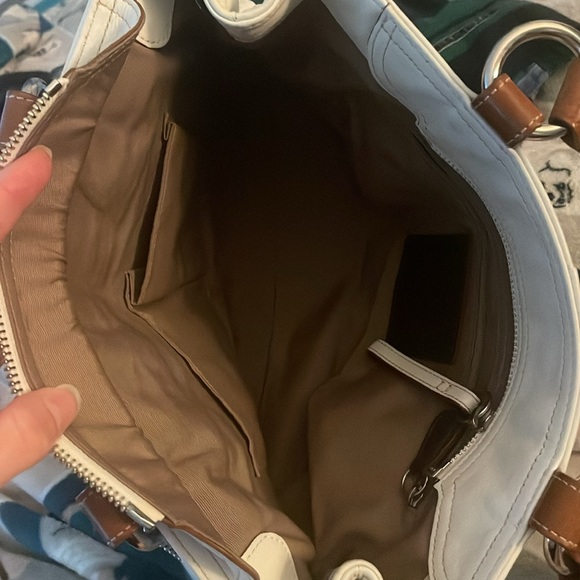 Coach purse - Picture 15 of 15